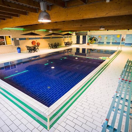 Vakantiepark 'T Broeckhuys Hotel Ewijk Luaran gambar