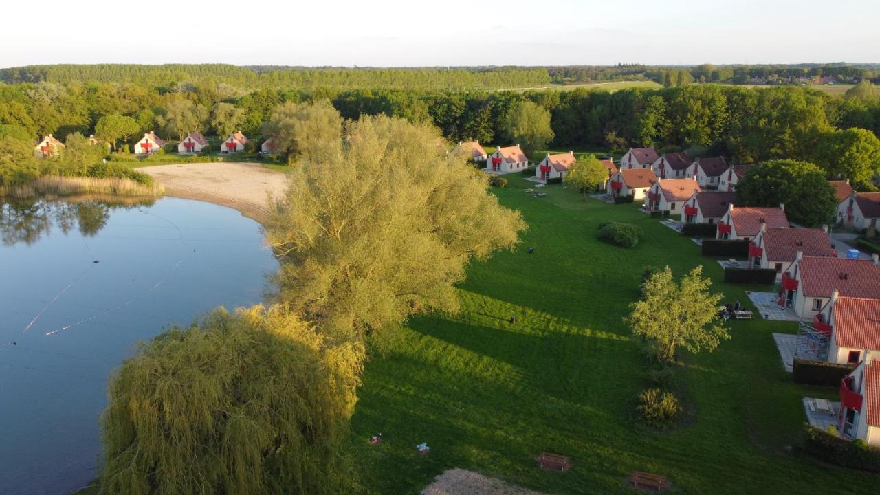 Vakantiepark 'T Broeckhuys Hotel Ewijk Luaran gambar