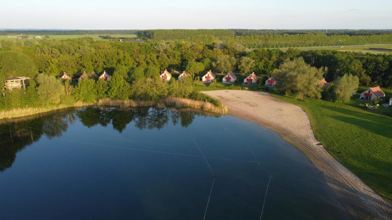 Vakantiepark 'T Broeckhuys Hotel Ewijk Luaran gambar