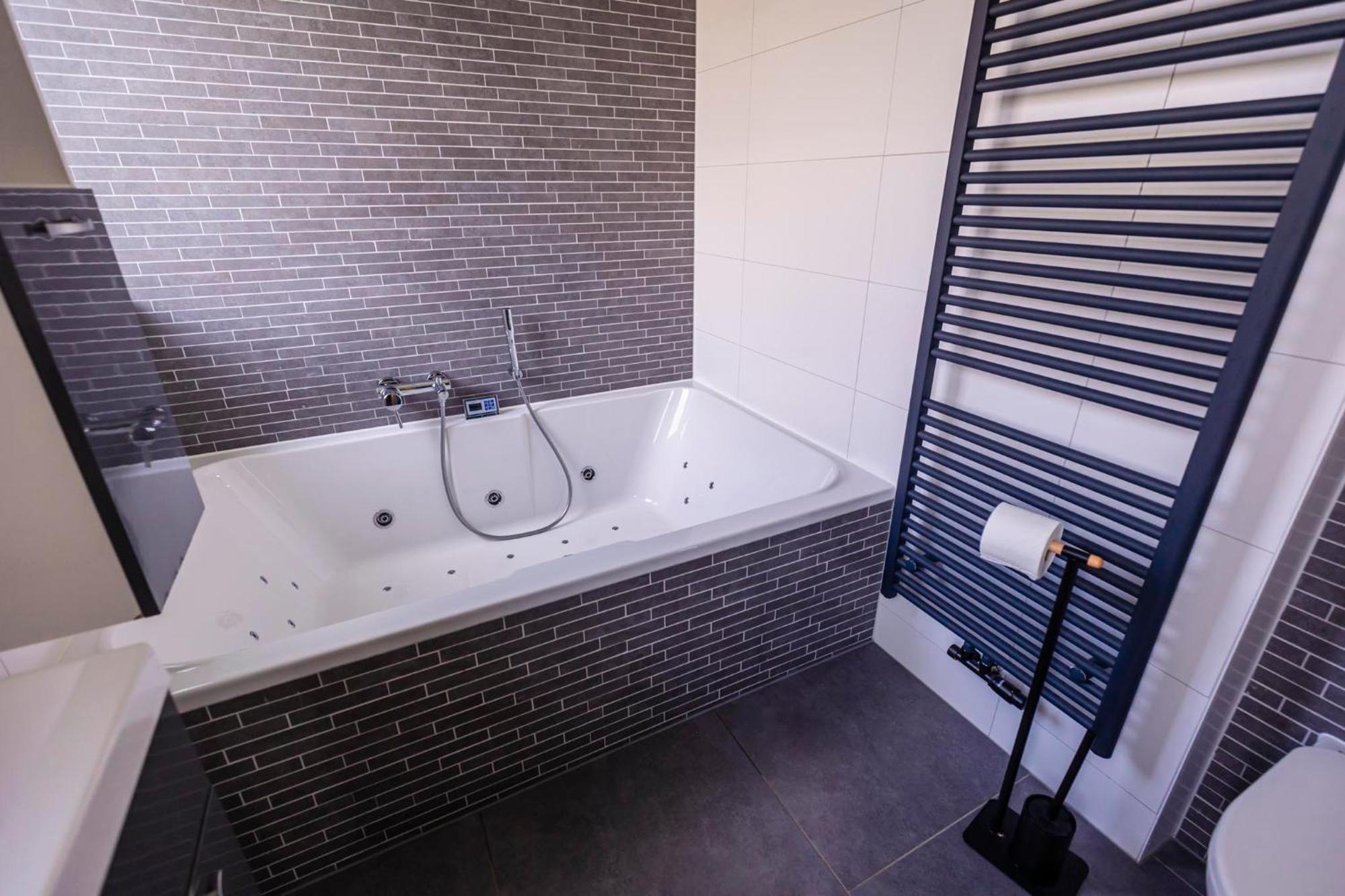 Vakantiepark 'T Broeckhuys Hotel Ewijk Bilik gambar